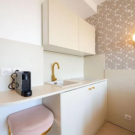 Eiffel Tower View * Paris